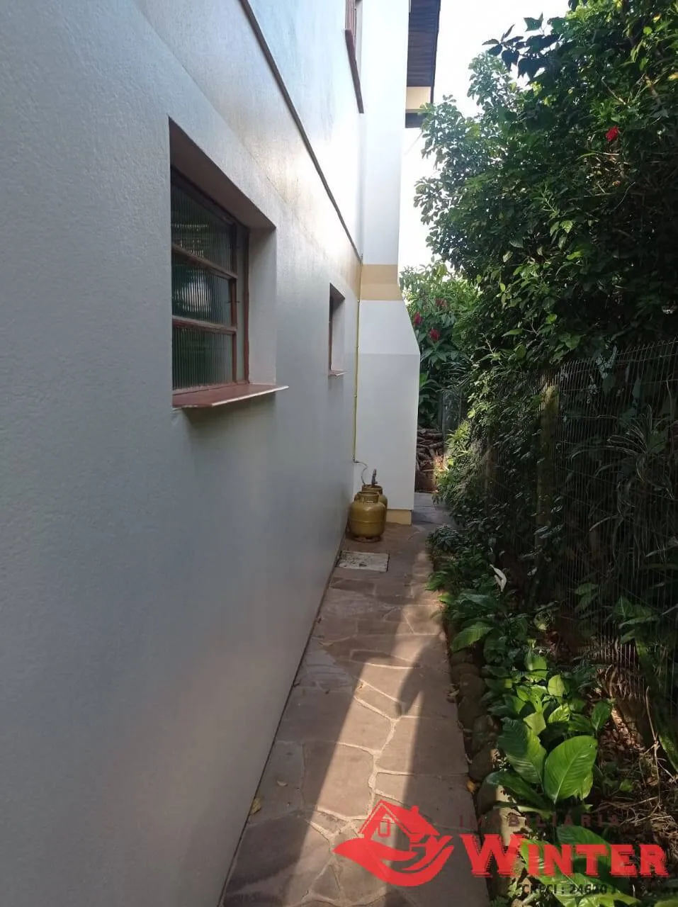 Imagem Linda casa de 252,00m² no Centro de Feliz.