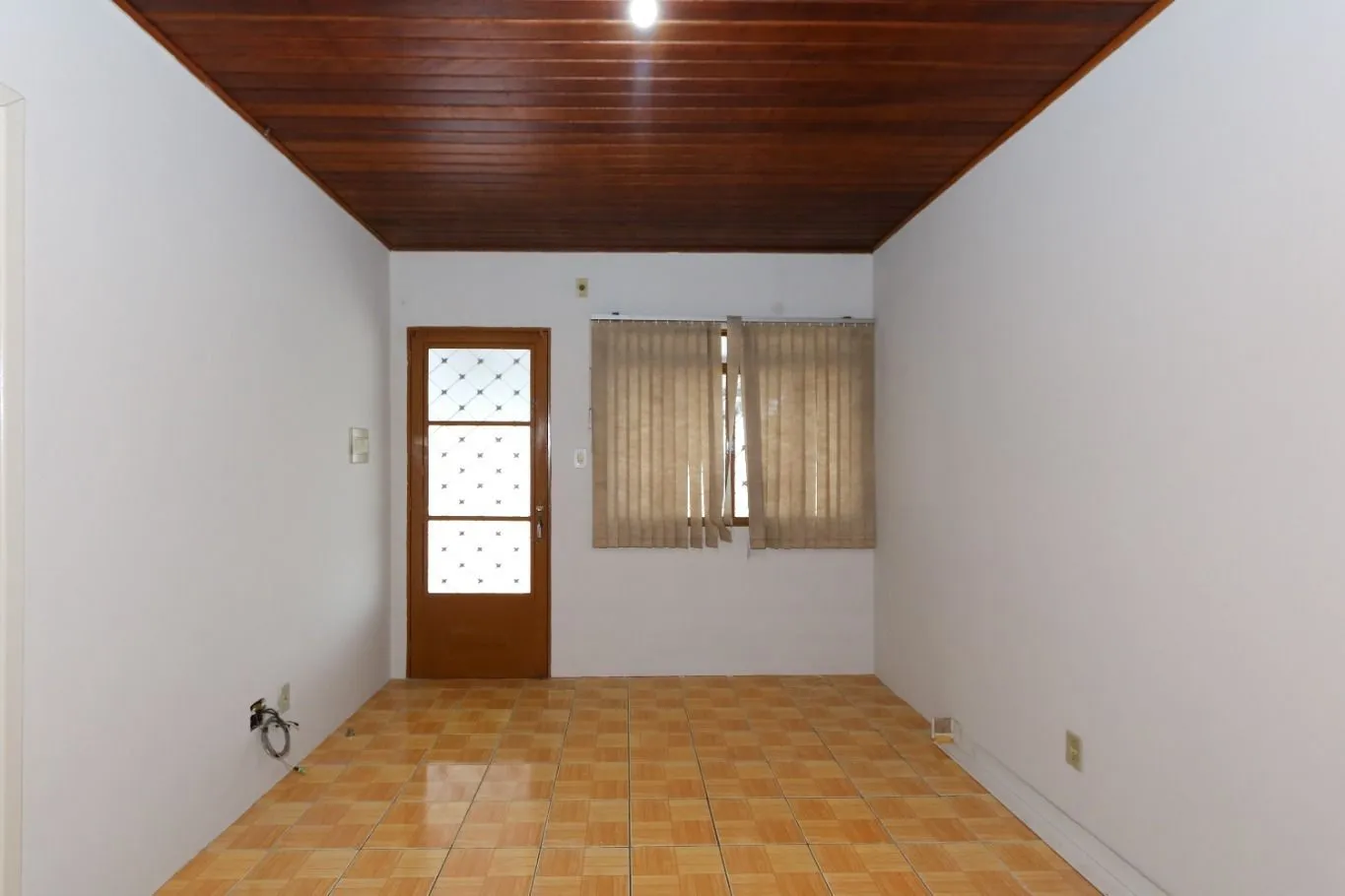 Imagem Casa aconchegante em condomínio com 2 dormitórios, no condomínio no Bairro Igara Canoas
