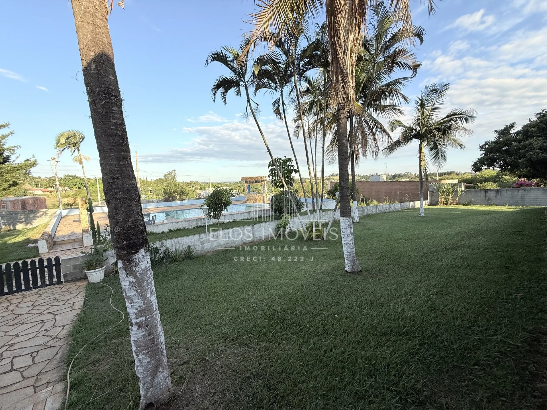 Imagem Chácara de 4 quartos, 250m² no bairro Bairro dos Pires, em Limeira