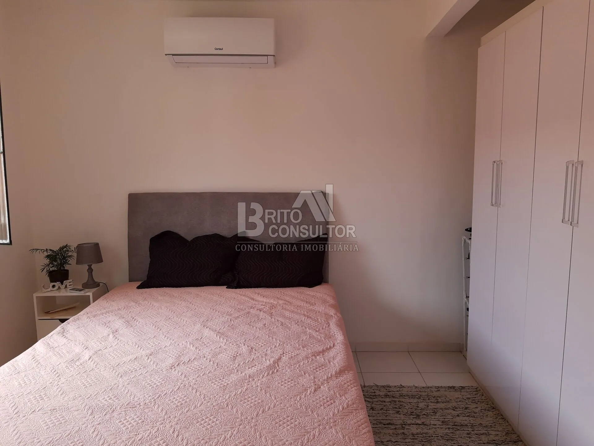 Imagem Casa Duplex 2 Quartos à Venda | 81 M² | Neves | Piscina, Quintal -- São Gonçalo