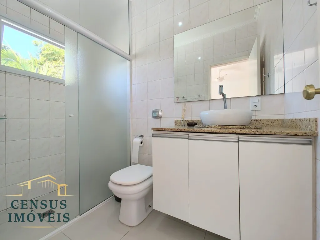 Foto do imóvel: Imperdível! Casa à venda em Vinhedo-SP, bairro Nova Vinhedo. 3 quartos, 1 suíte, 2 salas, 3 banheiros, 4 vagas, 259m². em NOVA VINHEDO