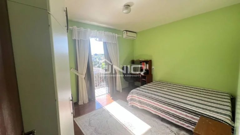 Imagem Casa Suíte + 3 Dormitórios - Vila Isabel