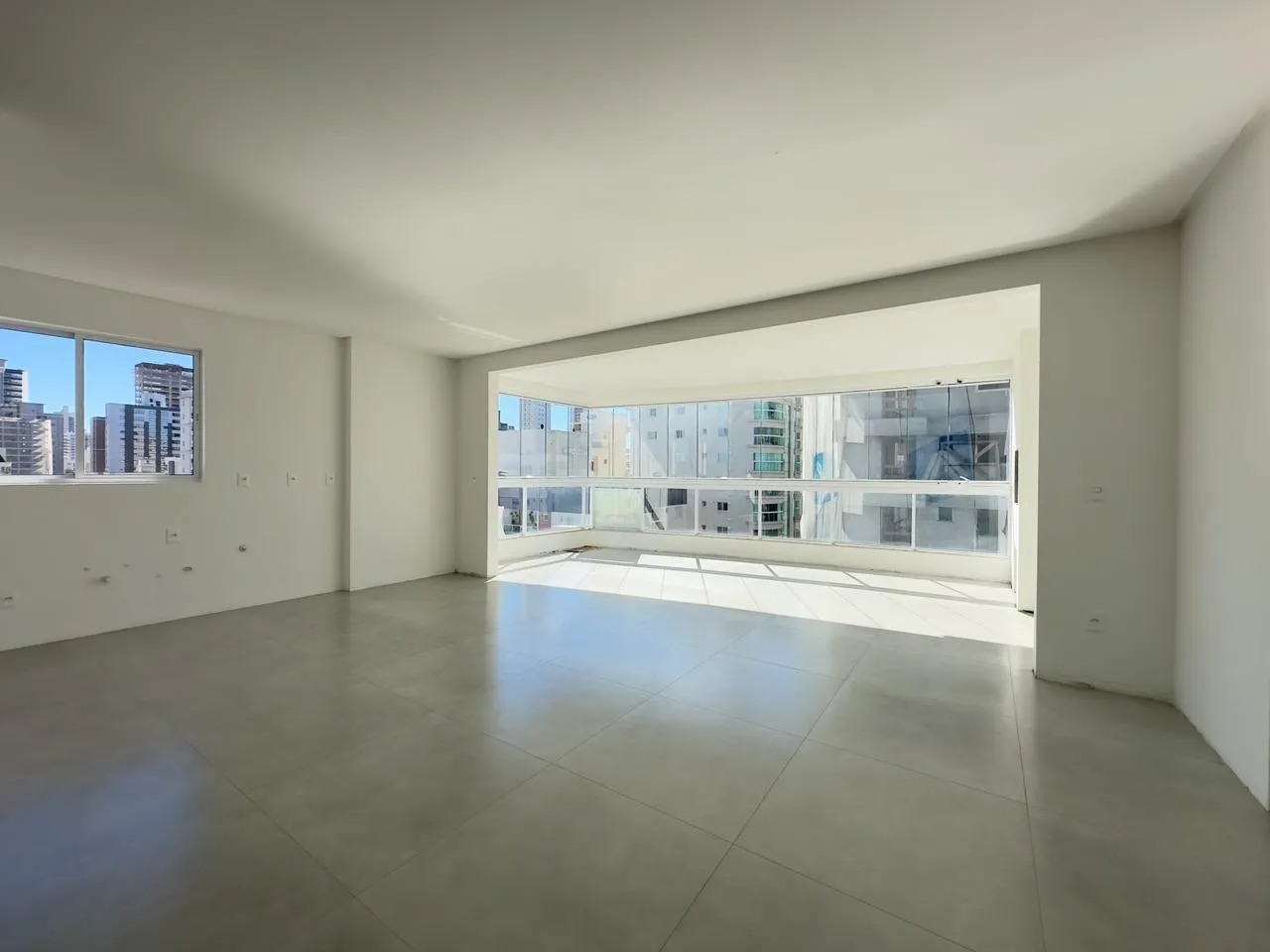 Imagem Apartamento à venda com 158m2 por R$ 2.135.000,00