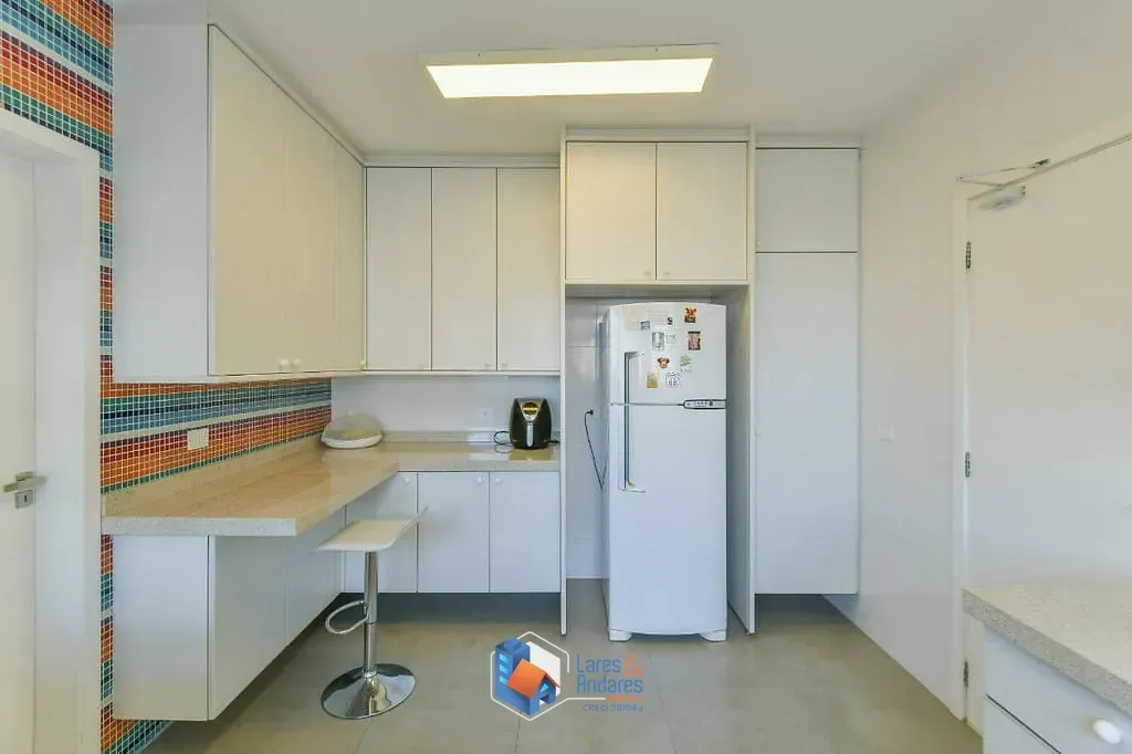 Imagem Apartamento à venda 3 Quartos 3 Suites 3 Vagas 209M² Vila Nova Conceição São Paulo - SP