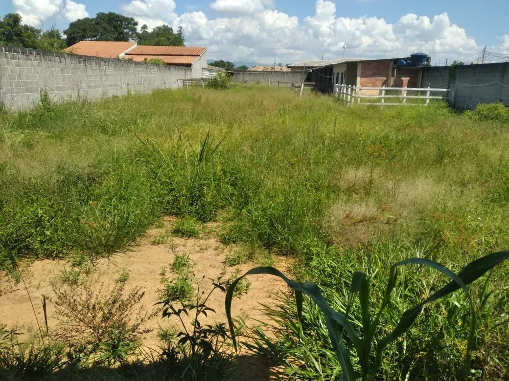 Imagem Chácara à venda 1 Quarto, 1 Suite, 4 Vagas, 1000M², Ribeirão Grande, Pindamonhangaba - SP