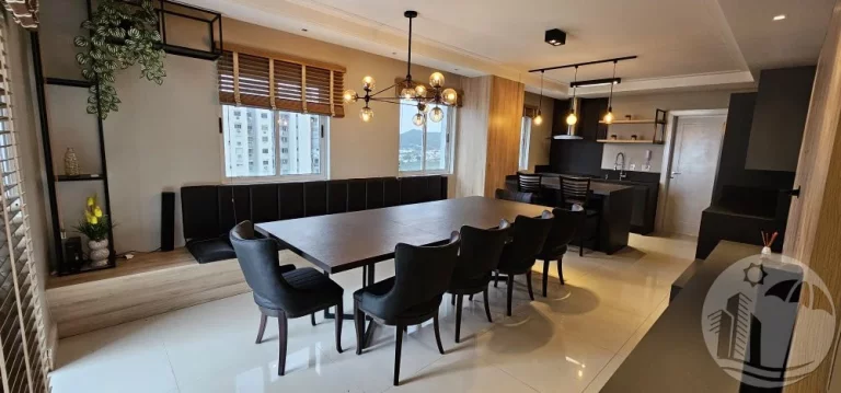Imagem Luxo à Beira-Mar Cobertura Duplex na Barra Sul de BC 5/4 5 V