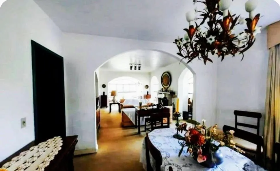 Imagem Casa para Venda em Petrópolis / RJ no bairro Fazenda Inglesa
