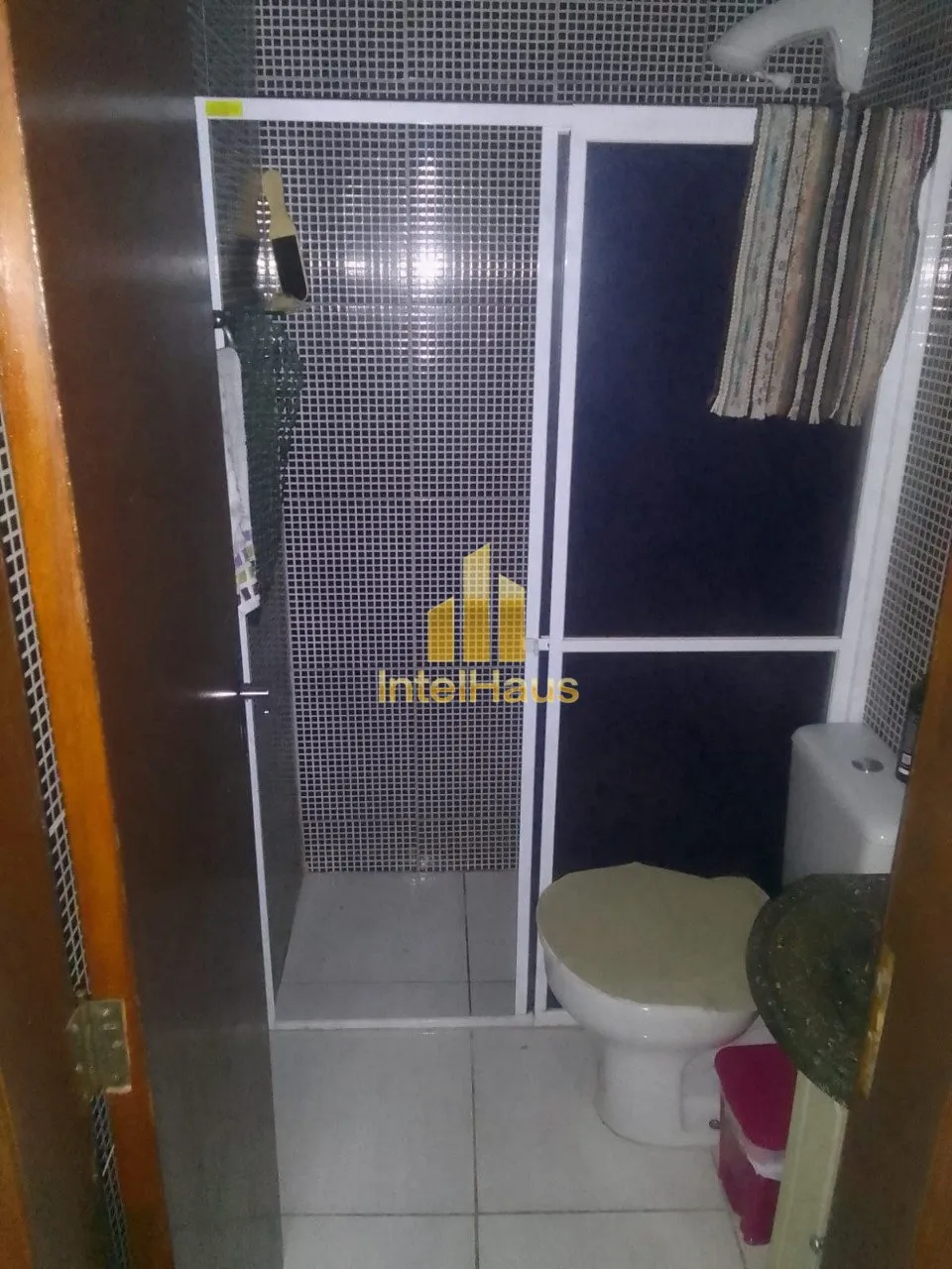 Imagem Em Itapoá, no Balneário Uirapuru, há uma casa com grande potencial para quem busca uma oportunida...