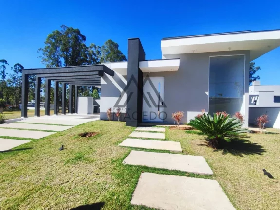 Foto do imóvel Casa Nova com 3 Suítes e Piscina no Ninho Verde I