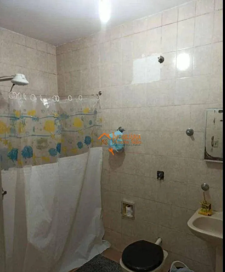 Imagem Casa com 3 dormitórios à venda, 212 m² por R$ 850.000,00 - Cidade Serodio - Guarulhos/SP