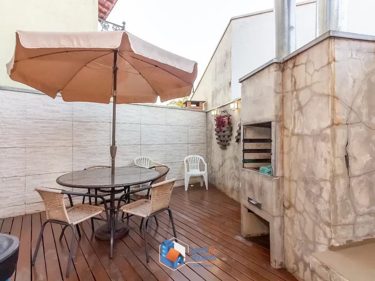 Imagem Sobrado para venda em City Recanto Anastácio com 3 quartos, sendo 1 suíte, 216m²