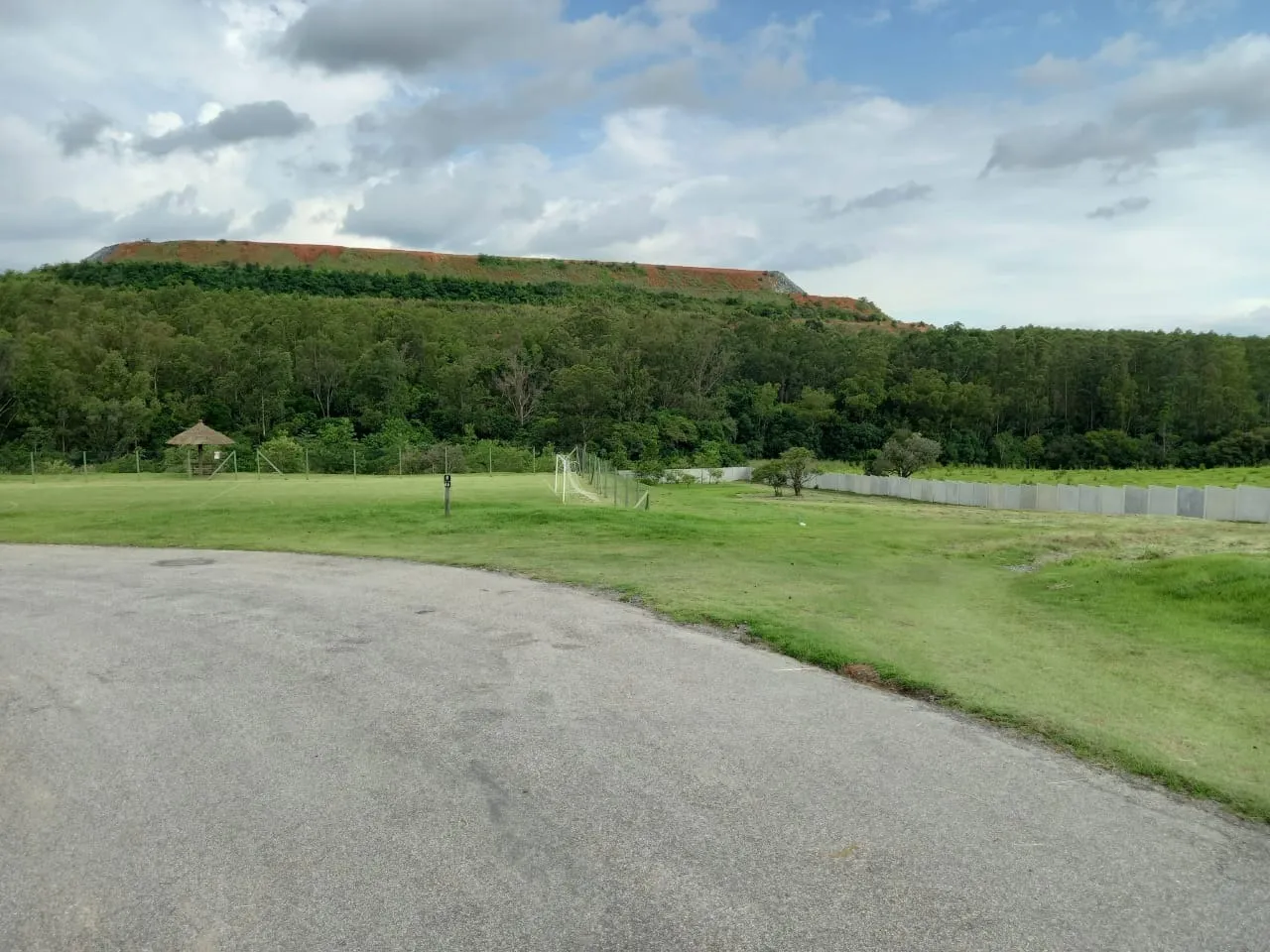 Imagem Lote de 1005,33m² Localizado no Condomínio Fazenda Alta Vista.