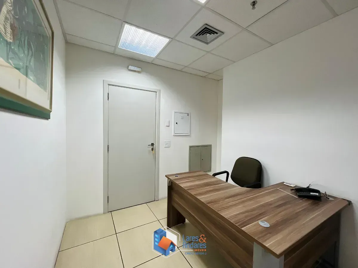 Imagem Conjunto comercial para venda em Mirandópolis, 75m²