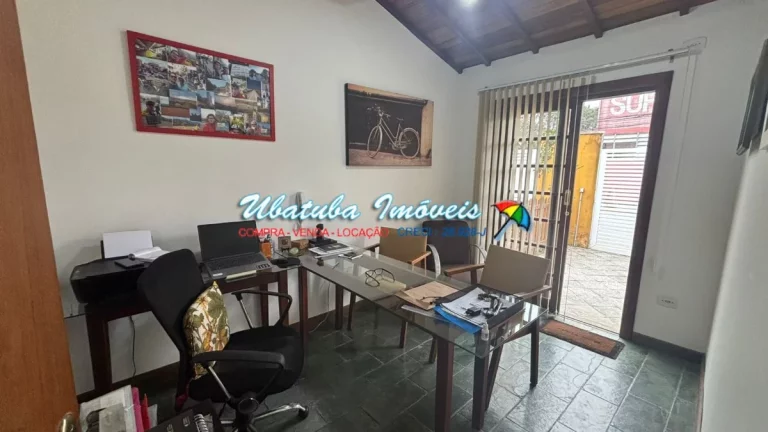 Imagem Casa com edicula em excelente localização na Estufa 1
