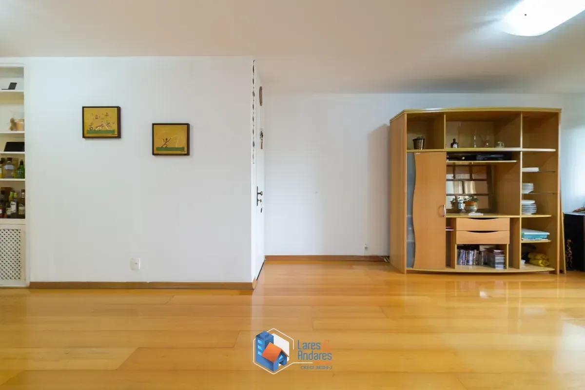 Imagem Apartamento para venda em Sumaré com 3 quartos, sendo 1 suíte, 141m²