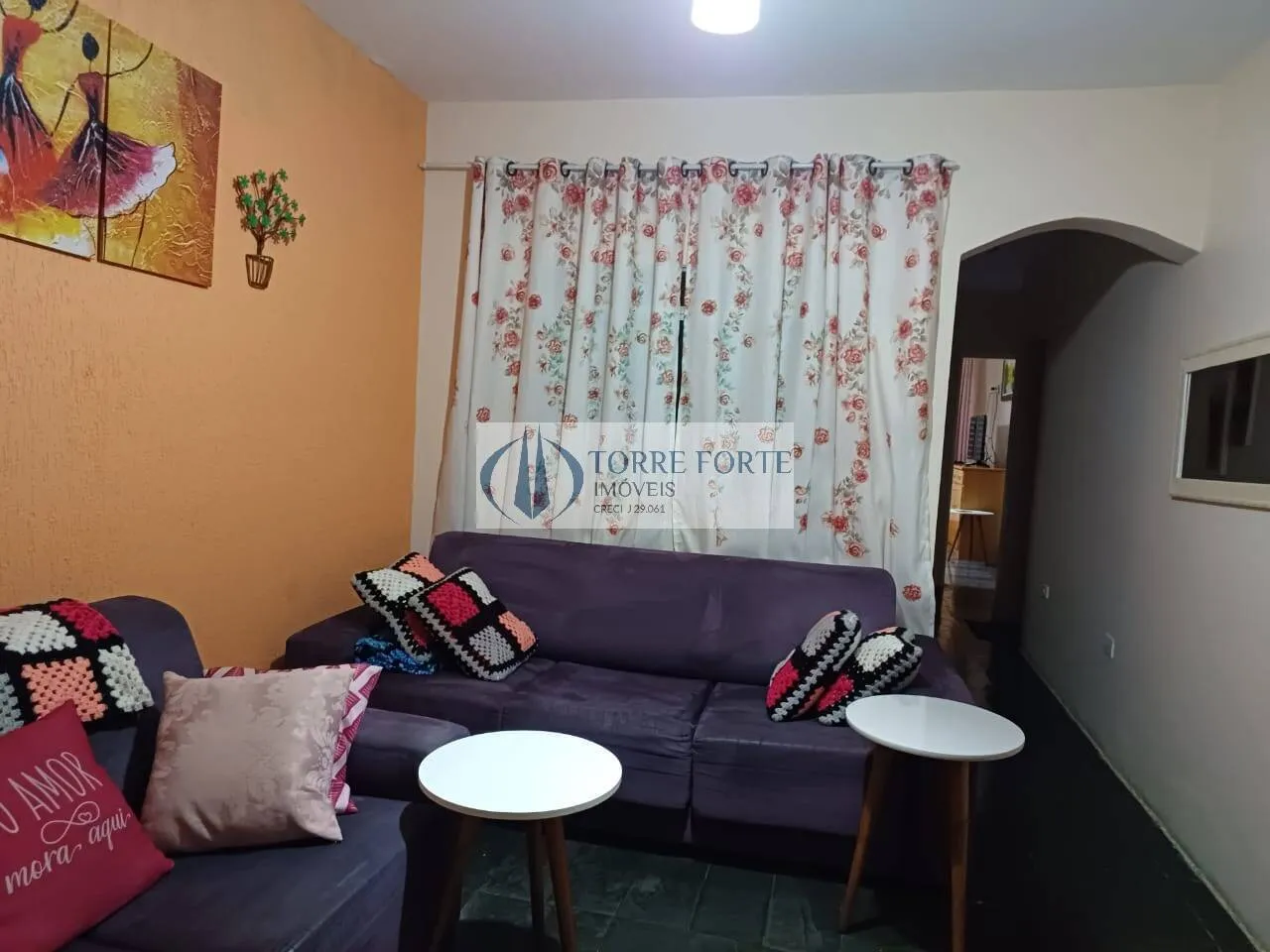Imagem Casa Assobradada com 4 dormitórios, 1 suíte, 2 vagas de garagem, Demarchi