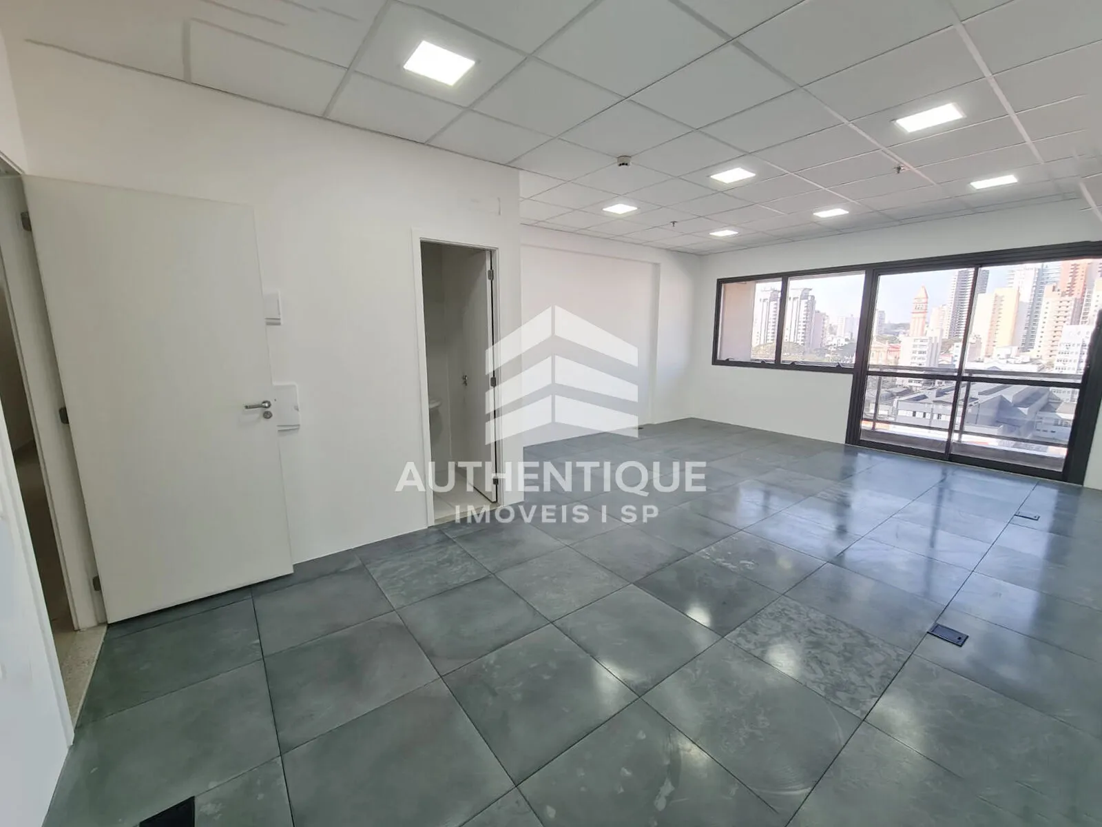 Imagem JURUBATUBA EMPRESARIAL CENTRO SBC - Sala Comercial no Centro de SBC à venda!