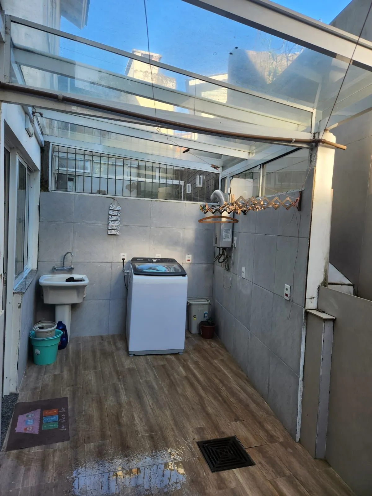 Imagem Ótima casa em condomínio fechado na Vila Nova, em Porto Alegre!
