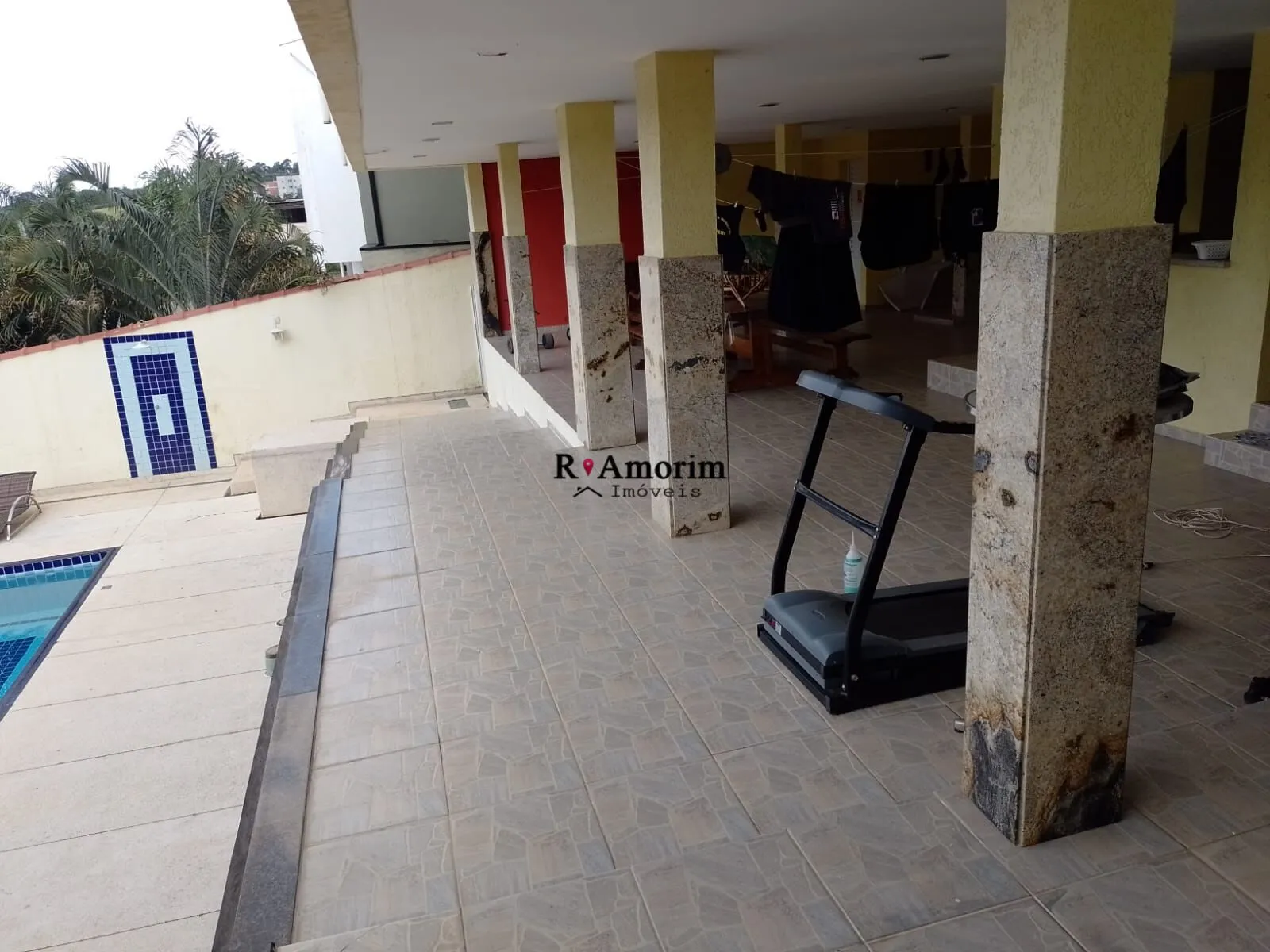 Imagem São Fernando Residência - Casa com piscina a venda no Condomínio São Fernando Residência em Barueri/SP