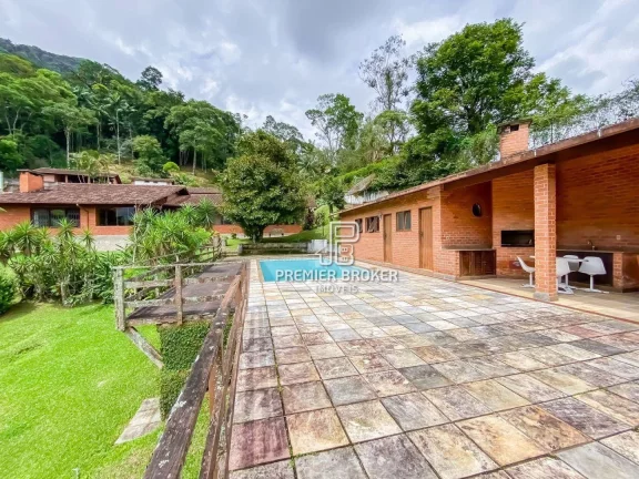 Foto do imóvel Casa à venda, 450 m² por R$ 2.100.000,00 - Comary - Teresópolis/RJ