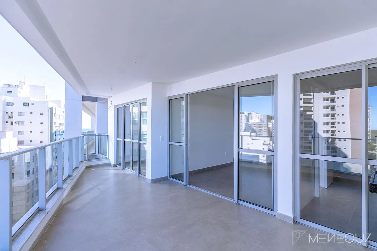 Imagem Apartamento 2 Quartos (1 Suíte) na Praia do Morro - Vista para o Mar e Lazer Completo na Cobertura