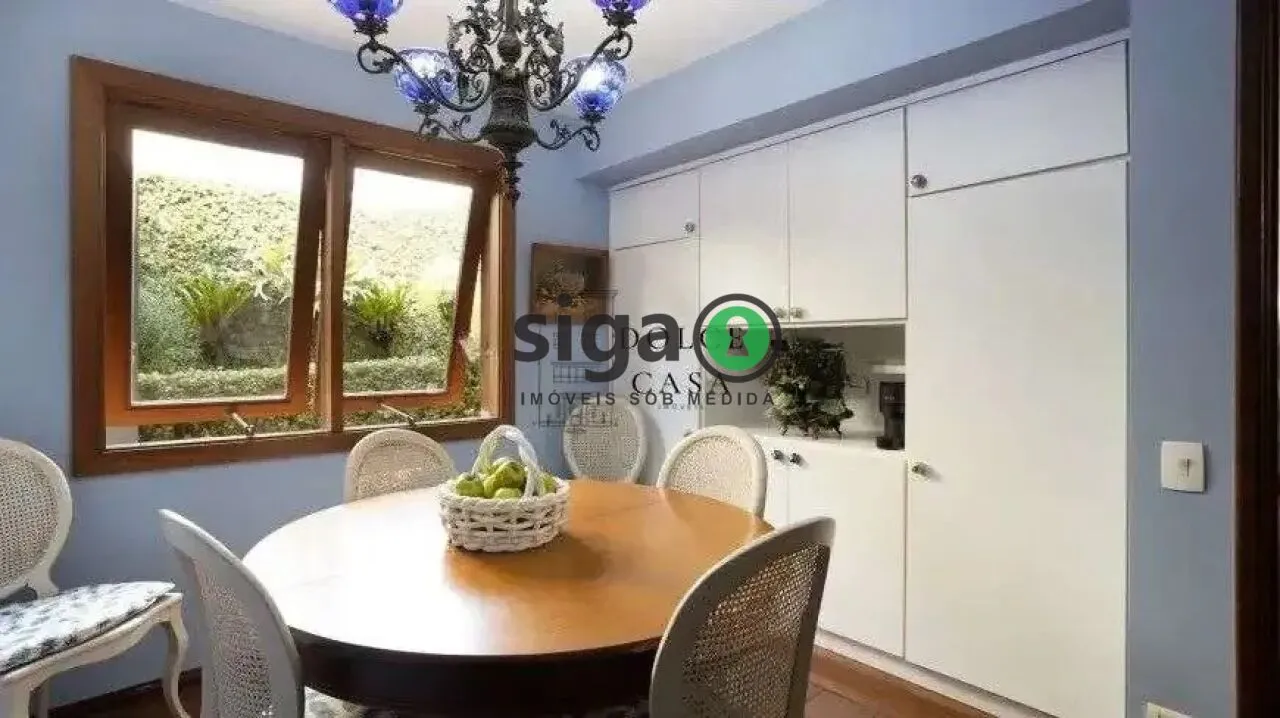 Imagem SOBRADO DE ALTO PADRÃO À VENDA NO JARDIM GUEDALA | 400m² | 3 SUÍTES | PISCINA | 4 VAGAS
