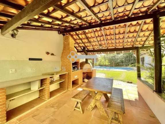 Imagem Casa no Condomínio Moinho Velho 04 Dormitórios sendo 2 suítes