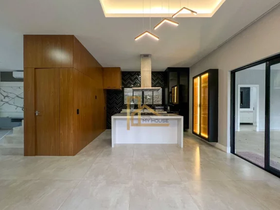 Imagem Casa com 3 Suítes em Condomínio Exclusivo – Conforto e Lazer Completo - 15 minutos do centro de Teresópolis
