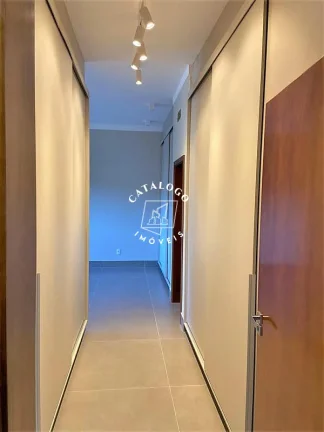 Imagem Casa em Condomínio a Venda no bairro Residencial e Empresarial Alphaville - Ribeirão Preto, SP
