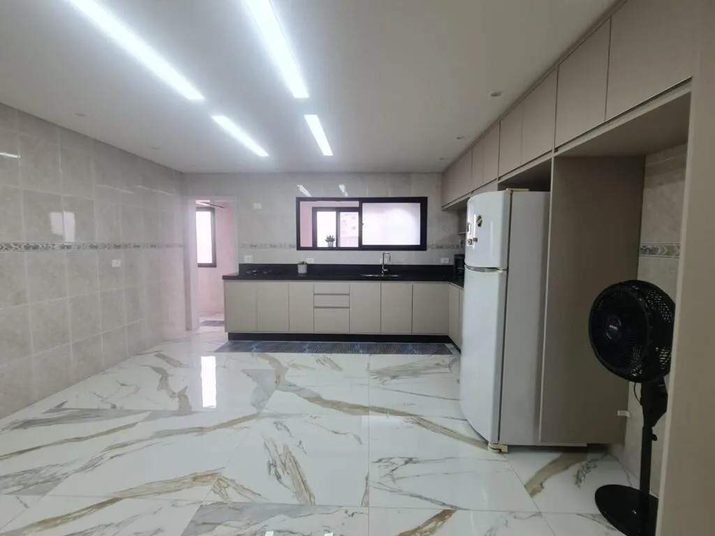 Imagem APARTAMENTO COM 153,00 m² - GUILHERMINA - PRAIA GRANDE SP