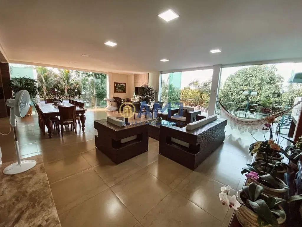 Imagem CHÁCARA DE ALTO PADRÃO À VENDA | CONDOMÍNIO TERRA DO BOI II - HIDROLÂNDIA/GO Porteira Fechada | 2.000 m² de terreno | 625 m² de área construída