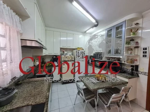 Imagem Casa com piscina, 4 suítes à venda no Embaré - Santos R$ 1.850.000,00