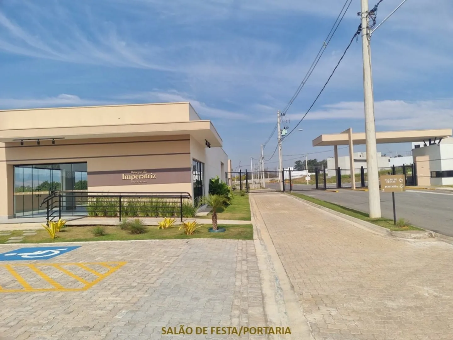 Imagem Casa à venda 3 Quartos, 1 Suite, 2 Vagas, 175M², Bosque da Imperatriz, Pindamonhangaba - SP | Condomínio Bosque da Imperatriz