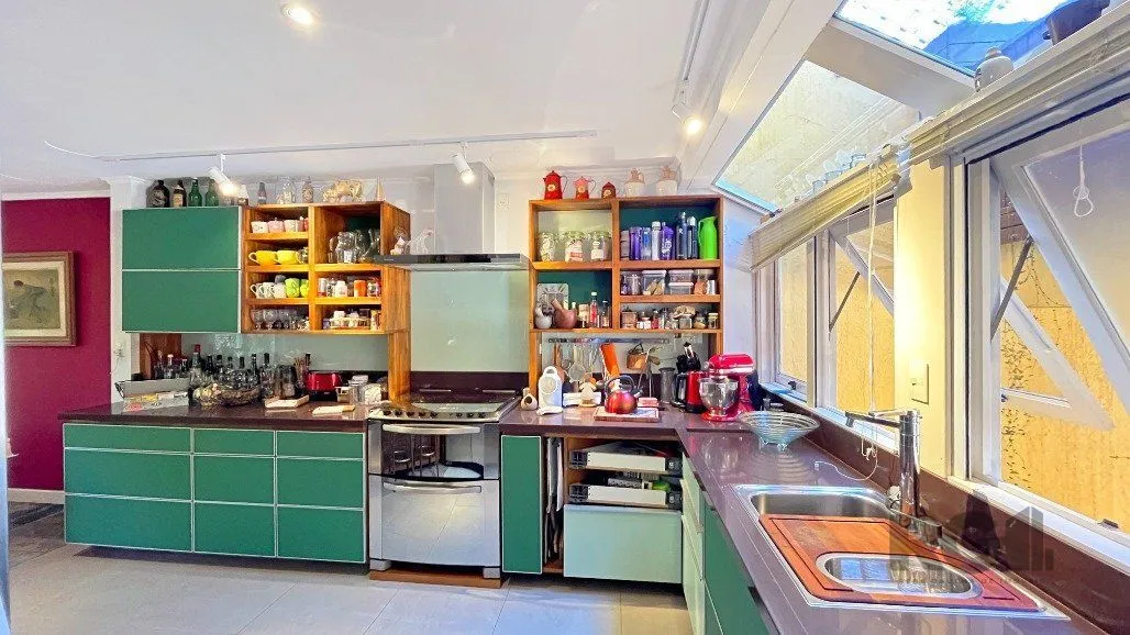 Imagem Casa em Condomínio para comprar no bairro Tristeza com 3 dormitórios