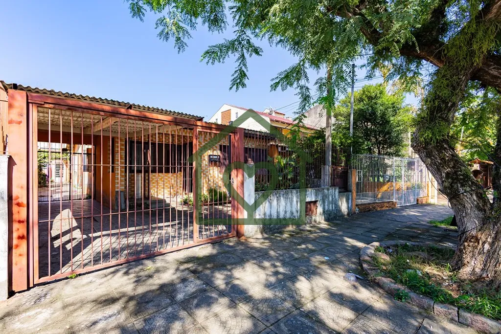 Imagem Casa residencial à venda no bairro Medianeira, em Porto Alegre

Excelente oportunidade para quem bu...