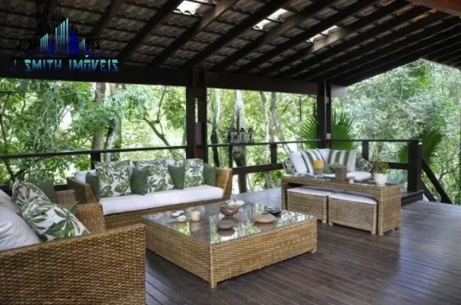 Imagem LINDA RESIDÊNCIA COM 4 SUÍTES, ESTILO GRANJA VIANA, CONSTRUÇÃO DE PRIMEIRA