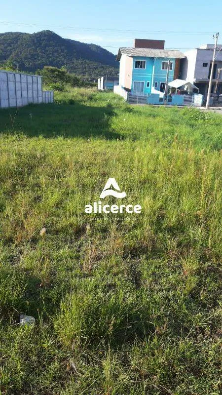Imagem Terreno à venda com , 200m² em Forquilhas São José