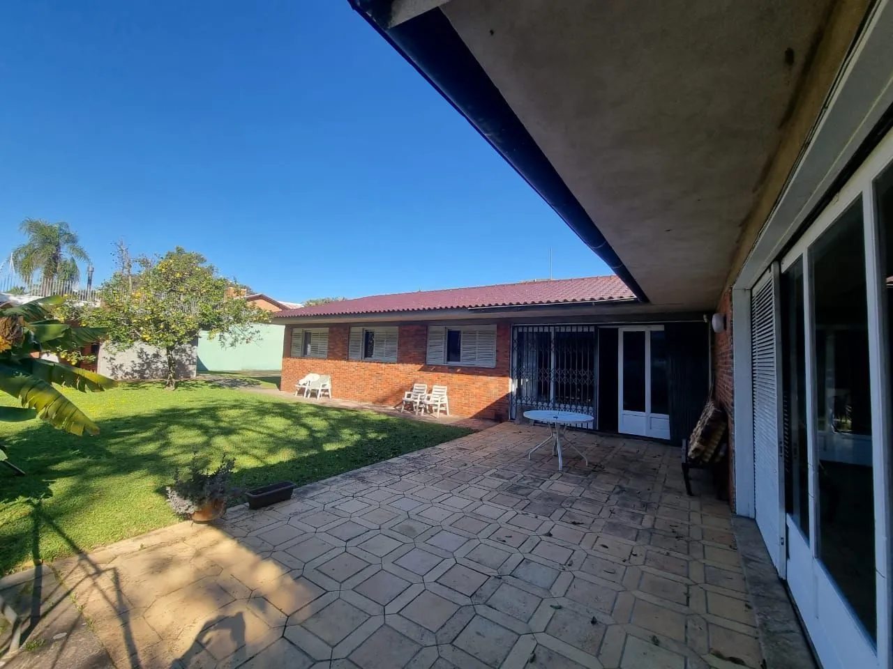 Imagem Casa Térrea em Ipanema com Terreno de 1064 Metros