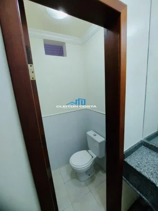 Imagem Casa Duplex para Locação em Feira de Santana, Santa Mônica, 4 dormitórios, 3 suítes, 2 banheiros, 4 vagas