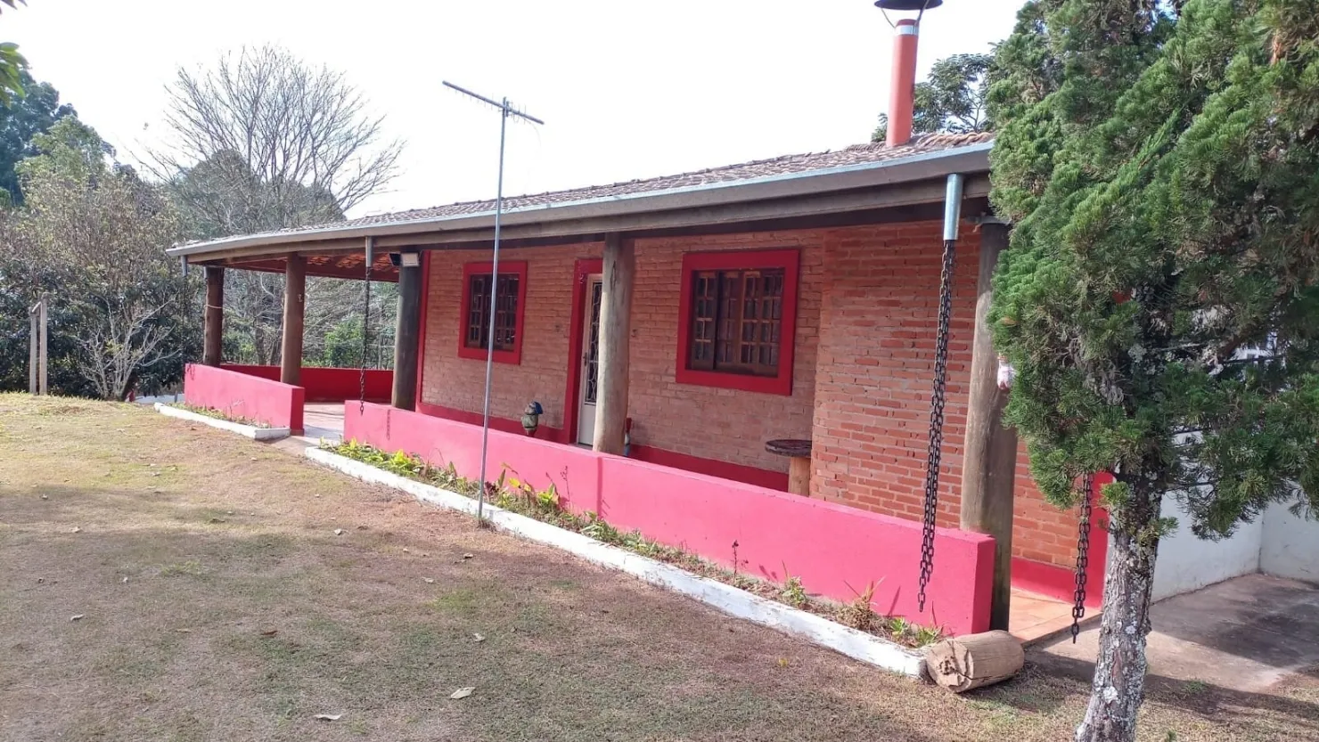 Imagem Chácara à venda 2 Quartos, 4 Vagas, 24000M², Pouso Frio, Pindamonhangaba - SP