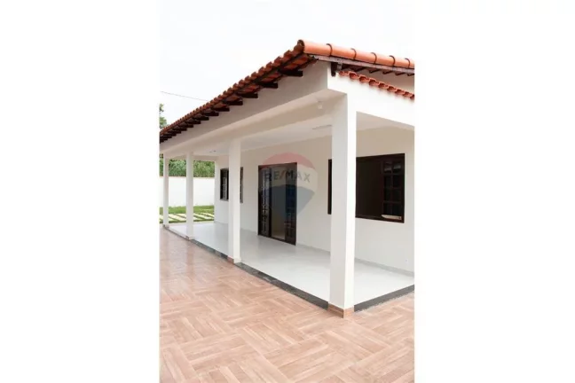 Imagem Casa em terreno Grande. Novinha e Perfeita!!!