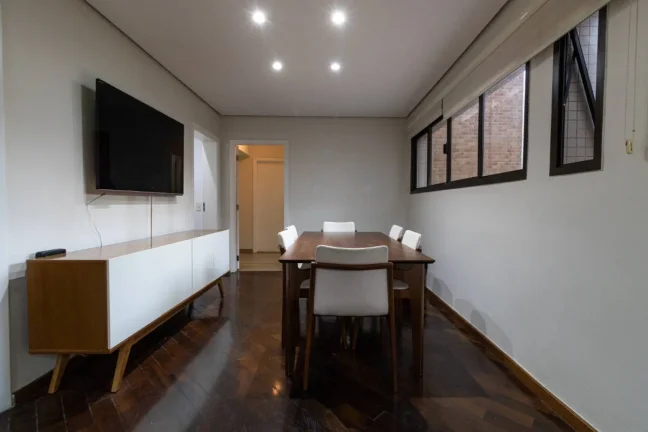 Imagem Apartamento Perdizes - 244M², 4 Dorms, 2 Suítes, 4 Vagas, Varanda, Armários