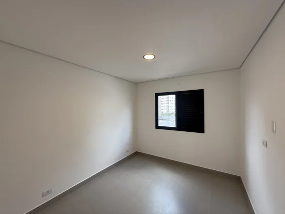 Imagem Casa à Venda com Piscina e Salão de Lazer no Portal dos Ipês - Cajamar/SP