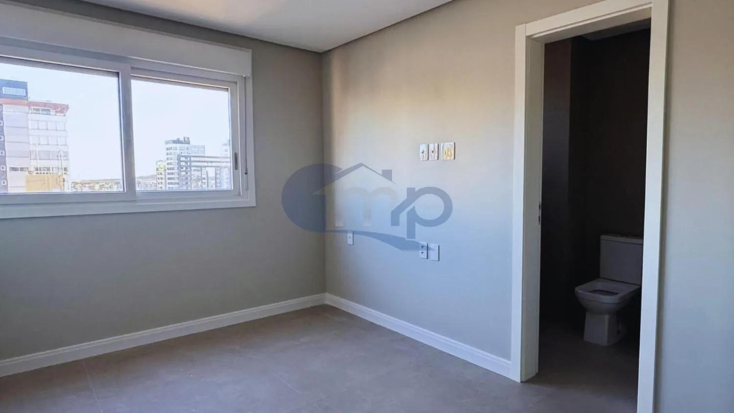 Imagem Apartamento a venda com 2 suites no centro de Torres/RS