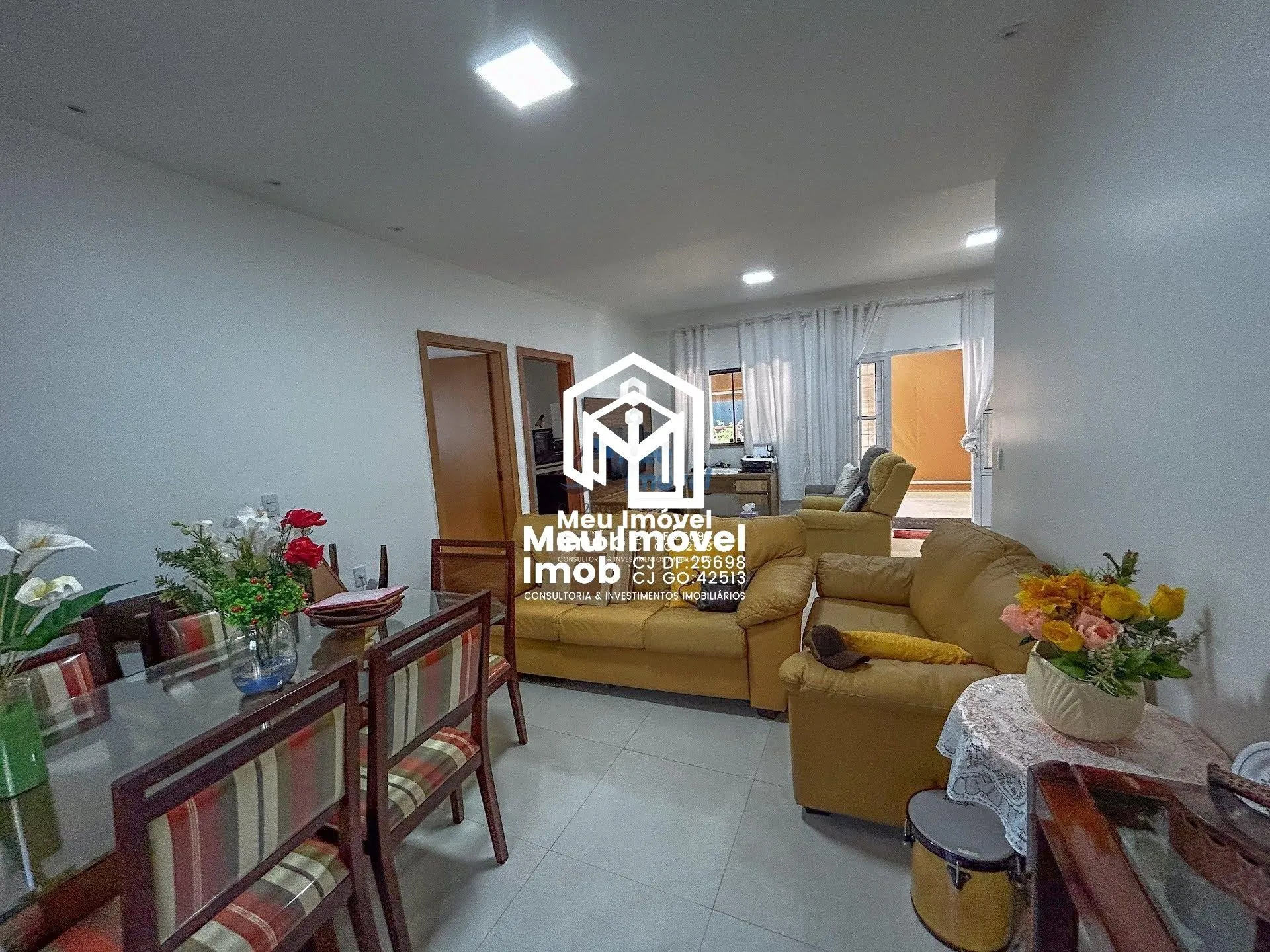 Imagem Casa 3 Quartos 1 Suíte 3 Vagas 205m² Varanda Vicente Pires