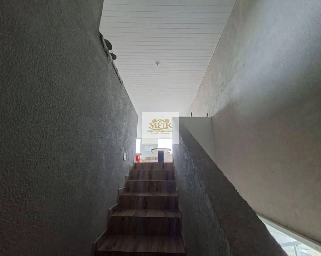 Imagem Comercial e Residencial com 260 m² a venda em Santa Terezinha