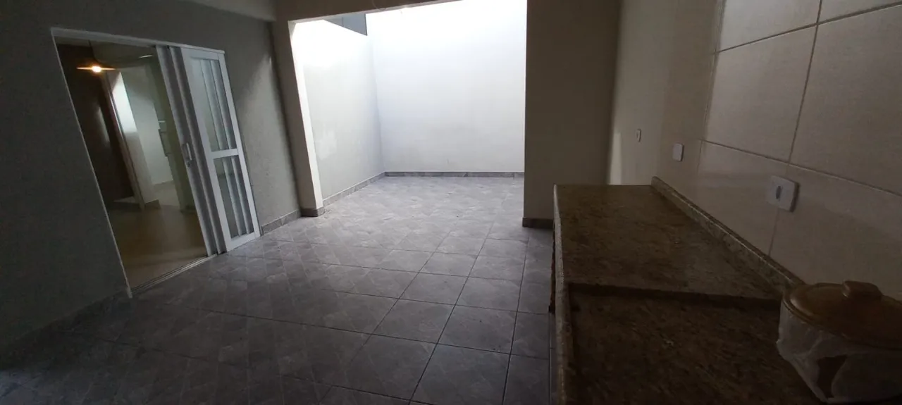 Imagem Sobrado fica no Jd. Montreal- Sorocaba 03 dorm-suíte-closet-escritorio