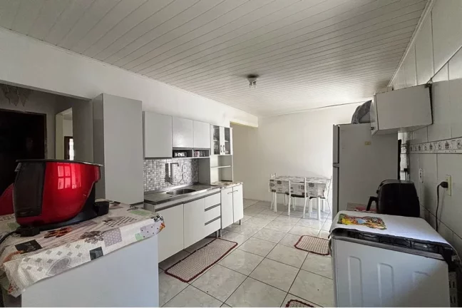 Imagem Casa para venda no bairro Guajuviras em Canoas