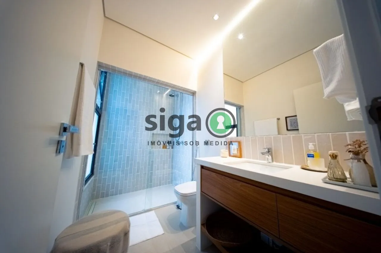 Imagem Casa de Vila Fechada no Itaim Bibi com 03 suítes, São Paulo - SP