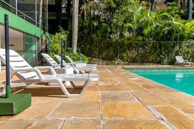 Imagem Luxo e tranquilidade: Casa em Condomínio, São Conrado.